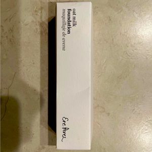 Ére Perez oatmilk foundation in shade brew